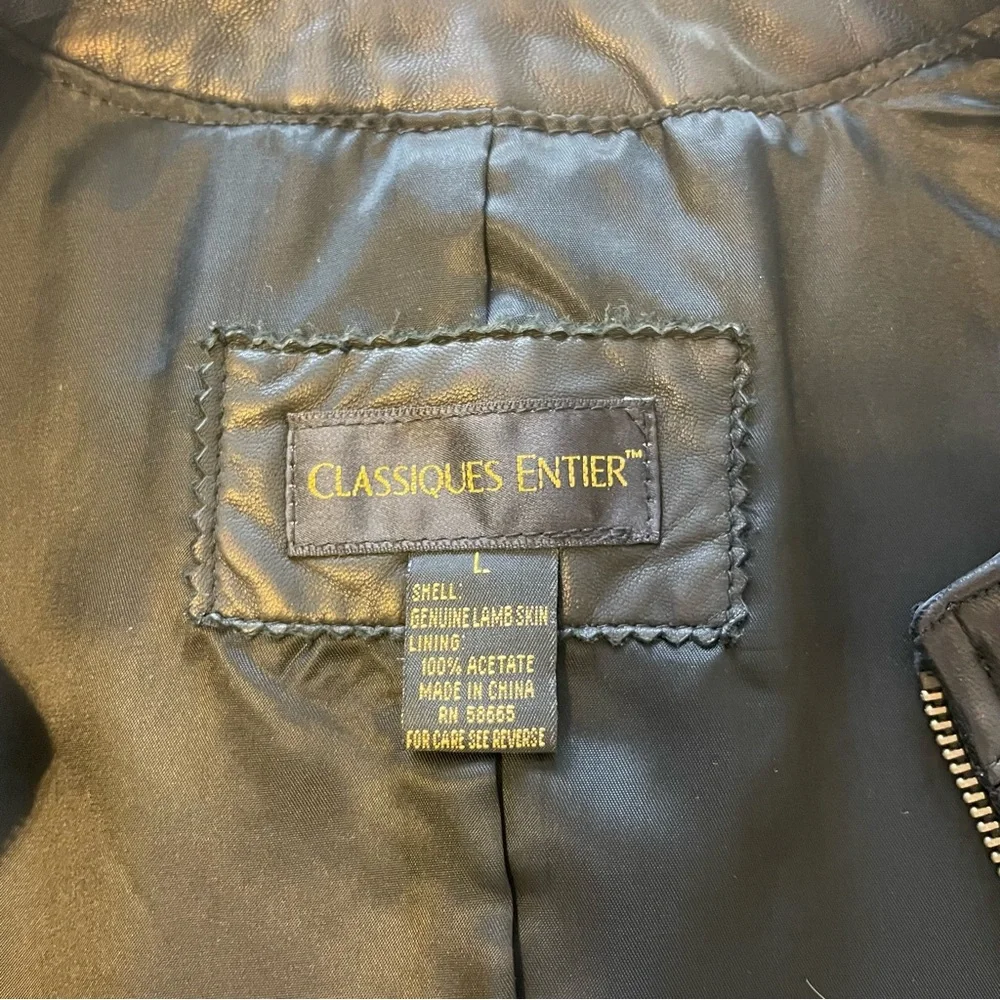 Classiques Entier, black vest. Genuine Lamb skin shell. Women’s size Large - Picture 8 of 9